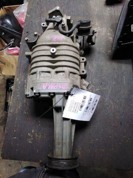 2004-2005 Chevy Impala 3.8L Turbocharger Supercharger Assembly - Image 1 of 1