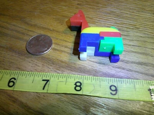  puzzle plastic put together giraffe  - Picture 1 of 3