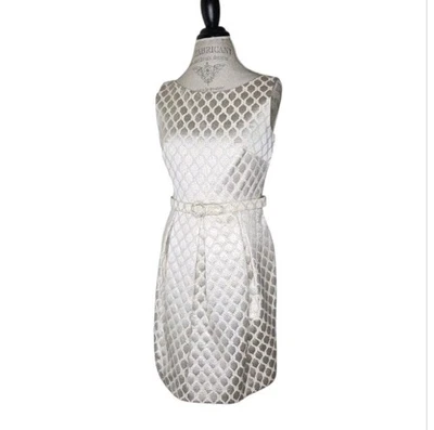 Vestido Eliza J Dorado Metálico Sobre Crema Espalda en V Vacaciones Ocasión Especial Talla 8 Foto 1 de 4