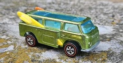 Autobús VW Hot Wheels Beach Bomb Redline verde claro Apple 1969 🍏 Volkswagen T2 Bus Foto 1 de 4