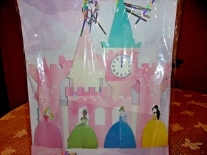 Meri Meri Disney Princess Castle Centerpiece - Picture 1 of 16