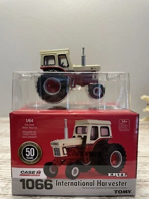 Tractor Ertl International Harvester 1066 5 millones 50 aniversario 1/64 Foto 1 de 4