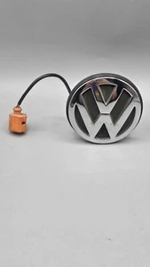 Volkswagen MK4 Jetta rear trunk emblem and lock, No key - Picture 1 of 4