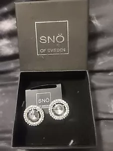 Sno of Sweden Earrings - Picture 1 of 3