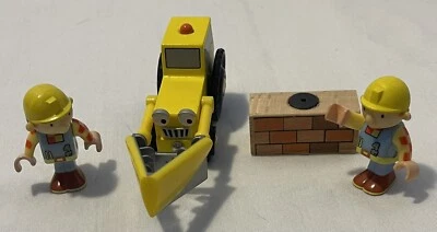 Lot Of 4 Brio Bob the Builder: Scoop Snow Plow, Bob the Builder Figures, Block - Image 1 of 4