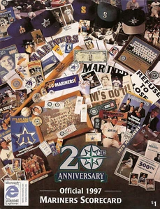 1997 Seattle Mariners Vs Milwaukee Brewers Baseball Scorecard - Picture 1 of 1
