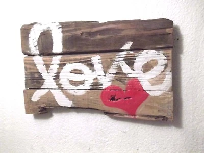 Palet de madera de granero recuperado "AMOR" escultura artística en mal estado urbano chic rústico moderno Foto 1 de 3