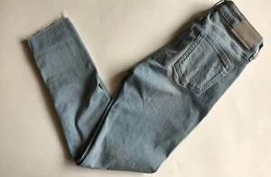 $70 NWT Womens Calvin Klein Jeans Skinny Ankle Go Go Blue Light Wash Jeans 6 - Picture 1 of 4