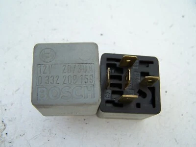 Saab 9-3 pair of relays 0332209159 (1998-2002) - Image 1 of 2