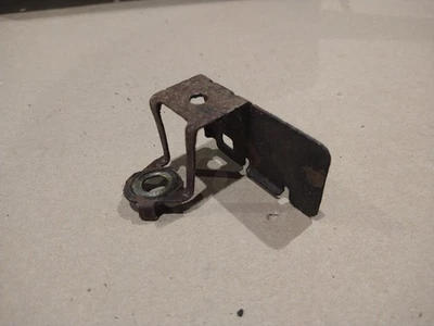 Dodge Ram Dakota Durango Speed Sensor Housing Shield 99-05 - Image 1 of 2