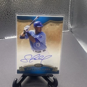2012 Topps Tier One Salvador Perez On The Rise On Card Auto Autograph #203/350 - Picture 1 of 2