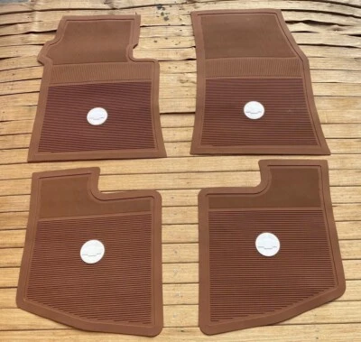 Alfombrillas de goma aptas para Chevrolet Impala tabaco 4 plazas 1959-60 Foto 1 de 3