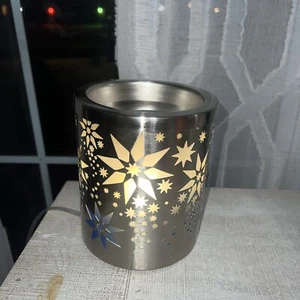 Yankee Candle Dimensional Star Collection with LED and Timer Scenterpiece - Picture 1 of 4
