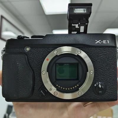 Cámara digital Fujifilm Fuji X Series X-E1 16,3 MP sin espejo (solo cuerpo) - negra Foto 1 de 4