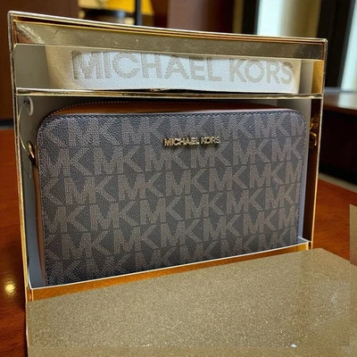 Michael Kors Women's Jet Set Large Crossbody Bag Brown Signature Gold NWT - Image 1 of 4