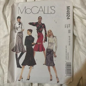 Y2K McCALL'S M4924 Knee Length Flippy SKIRT Pleats godet PATTERN BB 8-10-12-14 - Picture 1 of 2