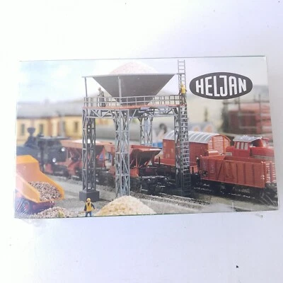 Heljan HO 1769 Sand Silo 37 Teile/Pieces 8x8x13cm - Image 1 of 4