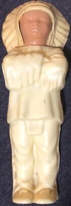 Vintage Calumet Celluloid Native American Chief Figurine Werbeaktion 5,5 Zoll - Bild 1 von 5
