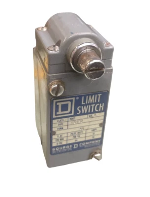 Square D 9007 B54B2 - Heavy Duty Turret Head Limit Switch Series A - Image 1 of 4