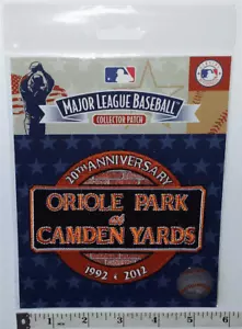 OFFIZIELLER BALTIMORE ORIOLES 20 JAHRESTAG CAMDEN YARDS MLB BASEBALL AUFNÄHER MIP - Bild 1 von 1
