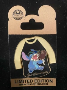 Rarität Disney Pin no Lilo STITCH Gold Card T-Shirt Eating Mickey Ice Cream Bar WDW - Bild 1 von 2