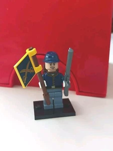 Lego The Lone Ranger Minifigure Cavalry Soldier Officer tlr021 Backpack Flag - Picture 1 of 4