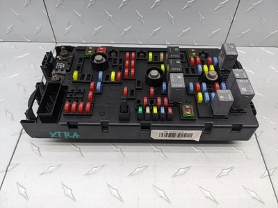 2008-2009 Express Van 1500 2500 3500 Engine Fuse Box Gas 25888289 25888290 Foto 1 de 4