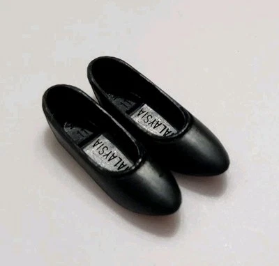 ZAPATOS MUÑECA BARBIE FLATS NEGROS SIMPLES LISOS AÑOS 90 HECHOS EN MALASIA ESTILO MODA Foto 1 de 2