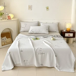 Cooling Blanket Summer Cool Ice Silk Bed Throw Soft and Breathable Throw Blanket - Picture 1 of 10