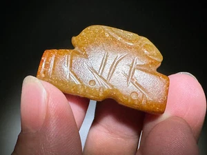 Hochchinesischer Shang Dy alter Jade geschnitzter Hase "Guan" "Le Zi" Anhänger L 3,8 cm - Bild 1 von 23