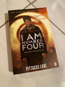 I Am Number Four von Pittacus Lore (2011, Taschenbuchausgabe) - Bild 1 von 3