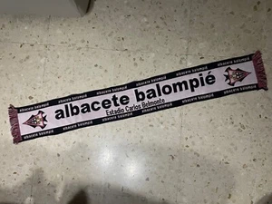 BUFANDA DE FUTBOL DEL ALBACETE BALOMPIE ESTADIO CARLOS BELMONTE - Imagen 1 de 1