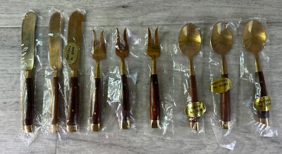 POSATE VINTAGE THAILANDIA OTTONE E LEGNO TEAK 9 PEZZI - Immagine 1 di 4