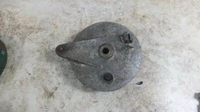 Buje de tambor de freno trasero 69 Yamaha YDS6 Y DS6 250 Foto 1 de 4