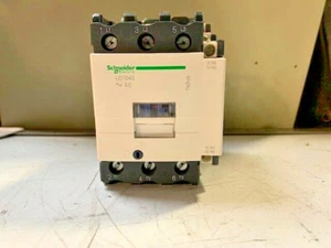 Schneider Electric Magnetic Contactor LC1D40 6110-14-537-2669 - Picture 1 of 8
