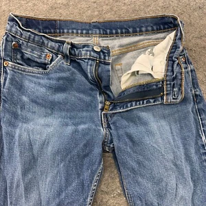 Levi's 511 Jeans Mens 31x29 Blue Dark Wash Regular Fit Straight Leg Modern - Picture 1 of 13