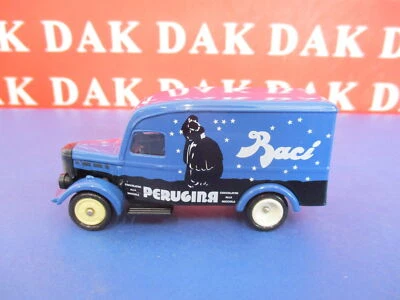 Die cast Modellino Furgone Reo Delivery Van Baci Perugina by Corgi - Immagine 1 di 4