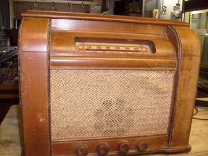 Rare Vintage FADA 602 AM tube Radio Phonograph Art Deco - Hums - FADA - Zdjęcie 1 z 10
