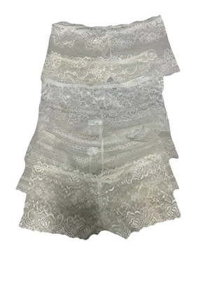 Calcinha curta Chuns 6 peças feminina de renda menino marfim tamanho único serve para P, XS - Imagem 1 de 3