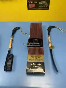VINTAGE GENUINE BAMBOO SHAFT HORSE HEAD BRUSH-N-SHOEHORN SET W/ ORIGINAL BOX - Picture 1 of 12