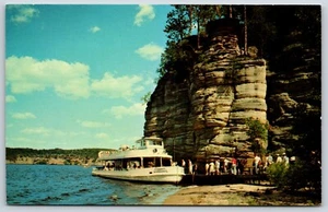 Postcard Clipper Winnebago At The Palisades, Wisconsin Dells, Wisconsin Unposted - Picture 1 of 2