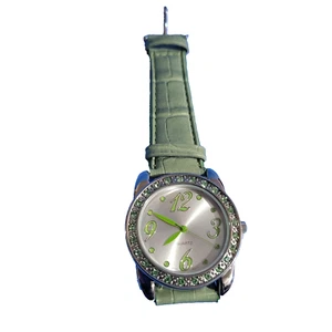 OROLOGIO DA DONNA quadrante tono argento accento cristallo verde cassa rotonda cinturino verde COSÌ COM'È - Foto 1 di 5