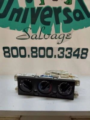 Nissan Sentra 1998 unidad de control de temperatura  Foto 1 de 4