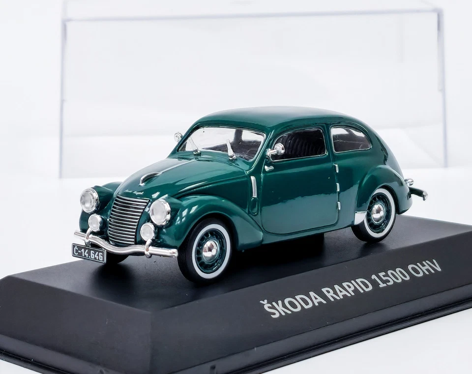DE AGOSTINI Škoda Rapid 1500 OHV (1940) zelená + plexi box DeA 1:43