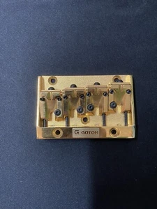Gotoh Ponte Per Basso 4 Corde Nuovo Colore Oro Professionale - Foto 1 di 4