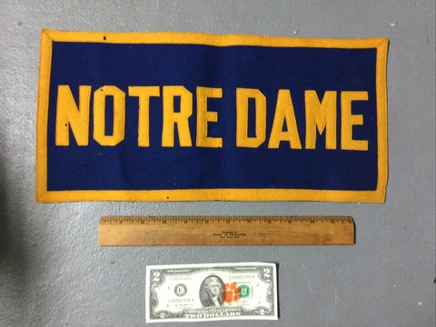 Vintage Sewn UNIVERSITY OF NOTRE DAME Pennant Banner 16.75”x8” Cover
