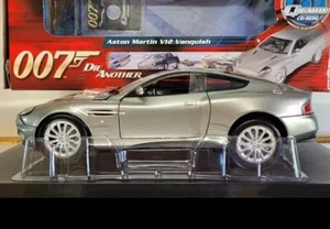 ERTL 2005 James Bond Aston Martin V12 Vanquish RC2 "Die Another Day" MIB - Picture 1 of 12