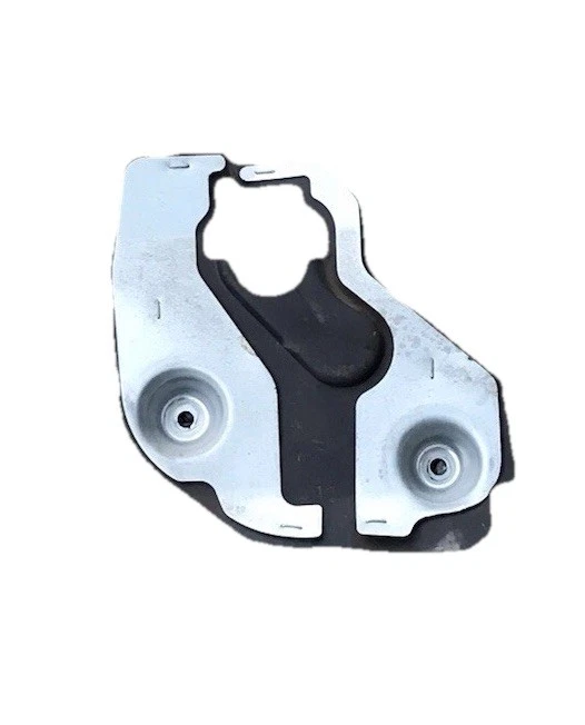 1997 Nissan pickup inner steering wheel plate / mount  - Image 1 of 1