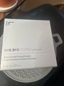 it Cosmetics Bye Bye Pores Anti Aging Pressed Finishing Powder, Translucent NIB - Picture 1 of 3