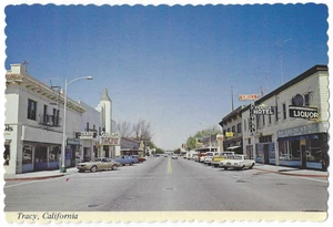 Tracy CA Postkarte Straßenansicht Coca Cola Schilder Vintage Autos - Bild 1 von 2